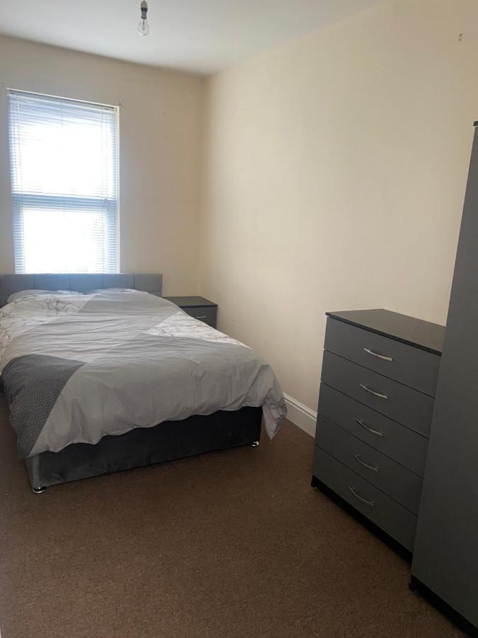 בריסטול Spacious 4 Bedroom House Near Stokes Croft!! Central!!! מראה חיצוני תמונה