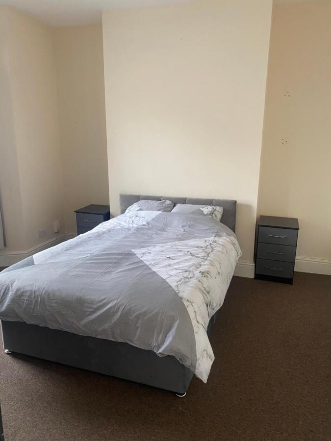 בריסטול Spacious 4 Bedroom House Near Stokes Croft!! Central!!! מראה חיצוני תמונה