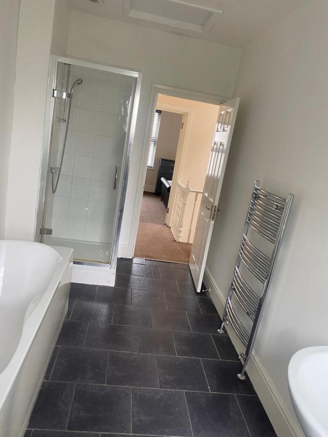 בריסטול Spacious 4 Bedroom House Near Stokes Croft!! Central!!! מראה חיצוני תמונה