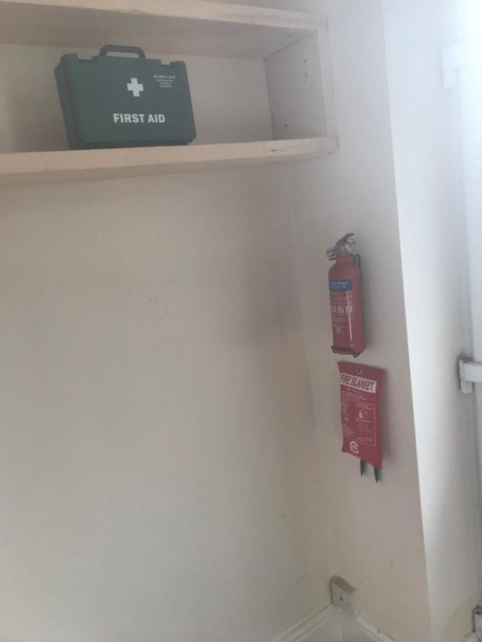 בריסטול Spacious 4 Bedroom House Near Stokes Croft!! Central!!! מראה חיצוני תמונה