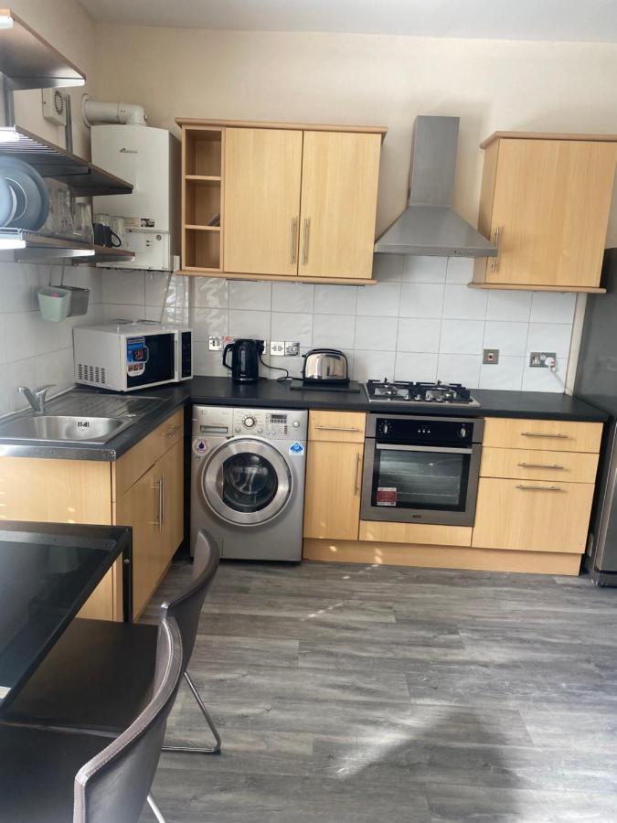 בריסטול Spacious 4 Bedroom House Near Stokes Croft!! Central!!! מראה חיצוני תמונה